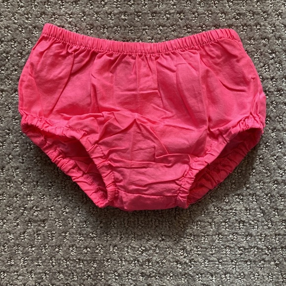 •THE CHILDREN’S PLACE• NWOT Baby Girls short sleeve dress w/ matching bloomers - Picture 8 of 9